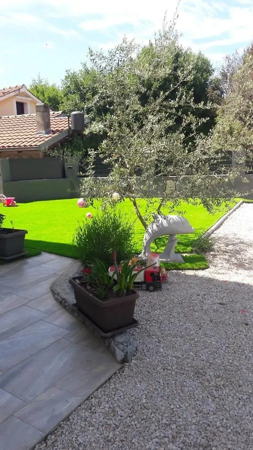 Apartman Nicolle Brzac Appartamento